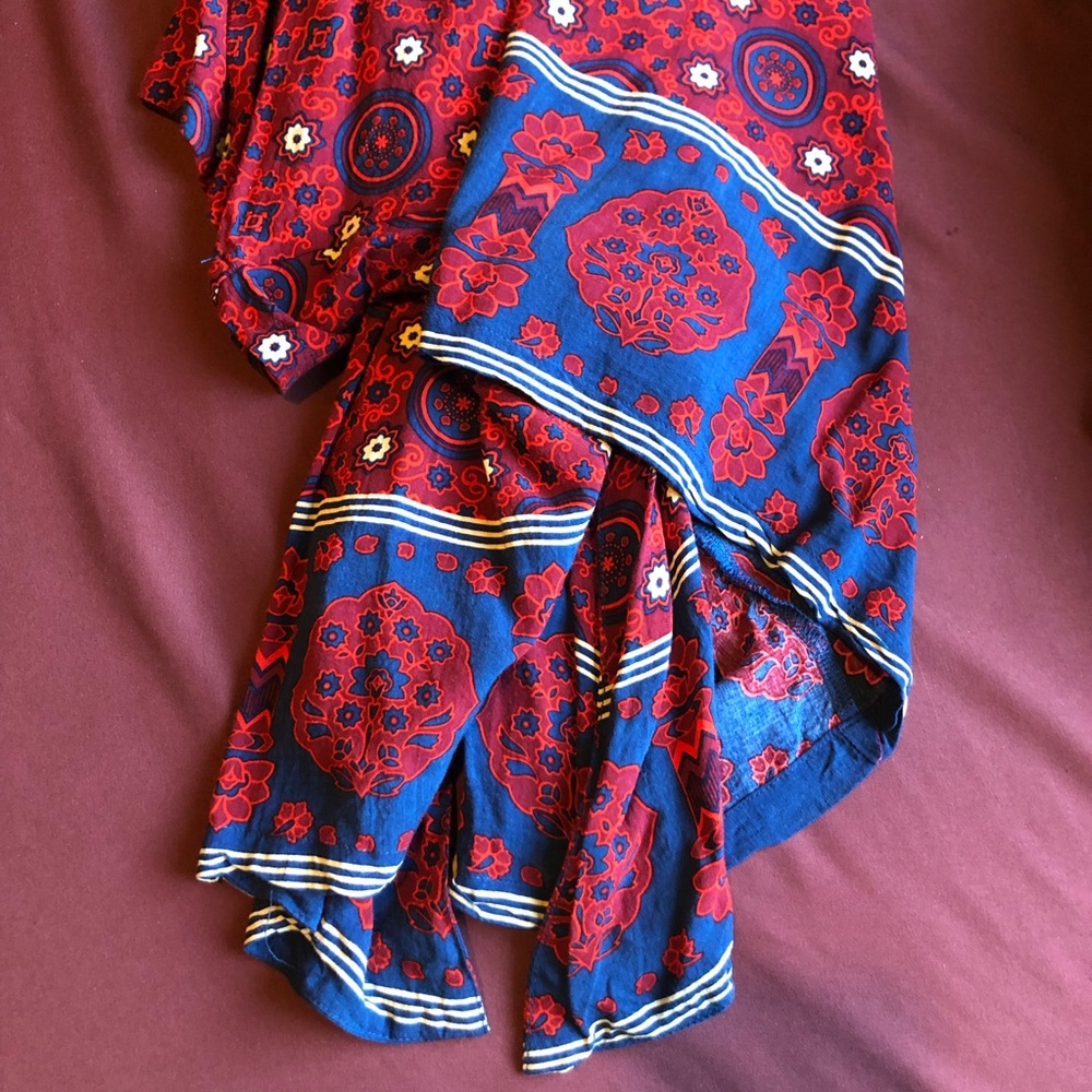 Red/blue cardigan - Picture 3 of 3